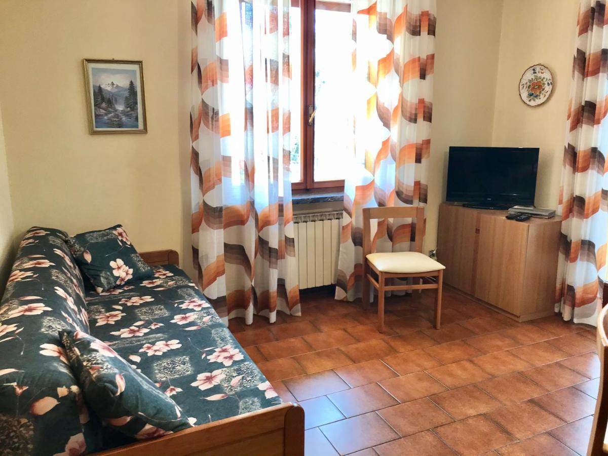 Casa Rosa Apartments Malcesine Extérieur photo